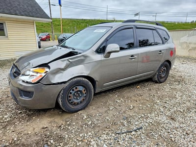 KNAHG8C80A7****** 2010 Kia Rondo