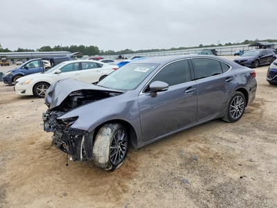 JTHBK1GG0G2****** 2016 Lexus ES