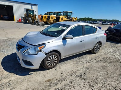 3N1CN7AP5JL****** 2018 Nissan Versa