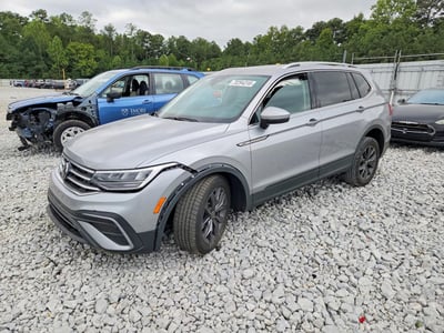 3VV3B7AX2PM****** 2023 Volkswagen Tiguan