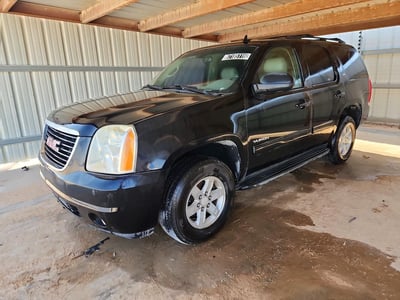 1GKS2CE09BR****** 2011 GMC Yukon
