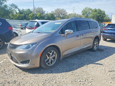 2C4RC1GG2HR****** 2017 Chrysler Pacifica