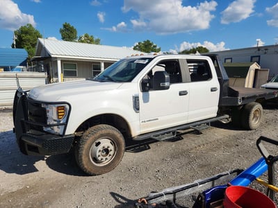 1FD8W3HT0KE****** 2019 Ford F-350