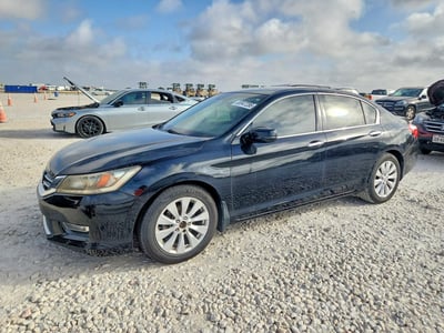 1HGCR3F93DA****** 2013 Honda Accord
