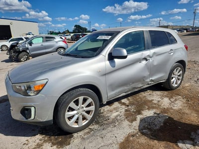 4A4AR4AU0FE****** 2015 Mitsubishi Outlander
