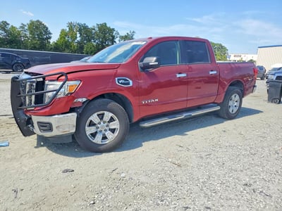 1N6AA1EJ8HN****** 2017 Nissan Titan