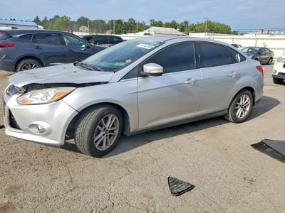 1FAHP3H29CL****** 2012 Ford Focus