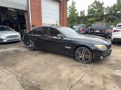 WBAKC8C58BC****** 2011 BMW 7 Series