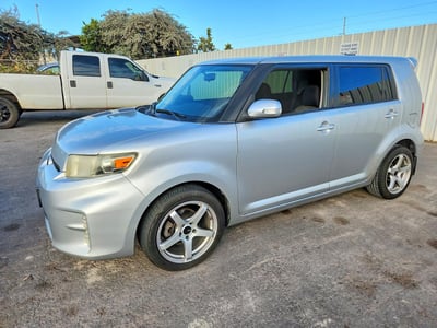 JTLZE4FE0FJ****** 2015 Scion xB