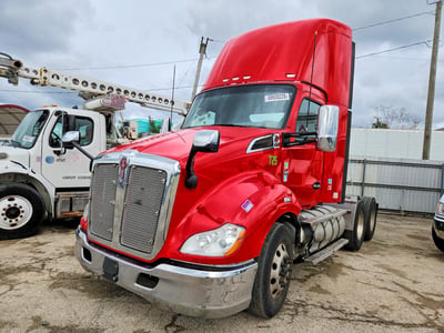 1XKYDP9X0KJ****** 2019 Kenworth T680