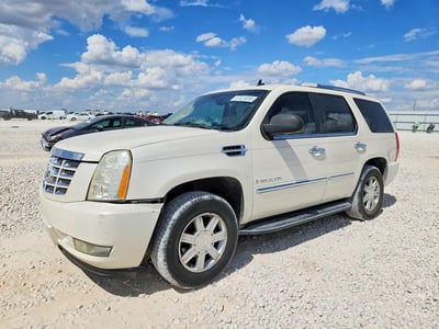 1GYEC638X8R****** 2008 Cadillac Escalade