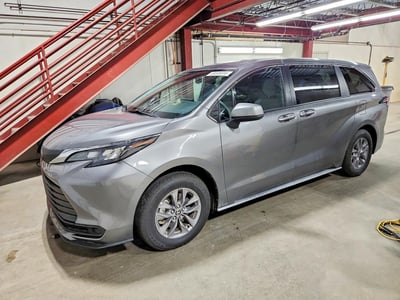 5TDKSKFC1TS****** 2026 Toyota Sienna Hybrid