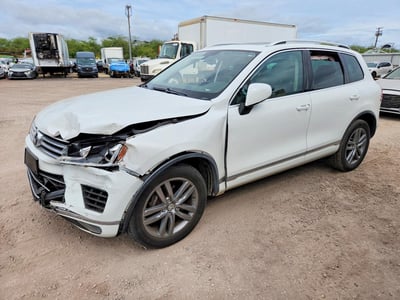 WVGEF9BP1FD****** 2015 Volkswagen Touareg