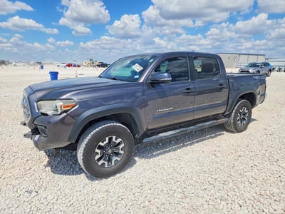 5TFCZ5AN3HX****** 2017 Toyota Tacoma