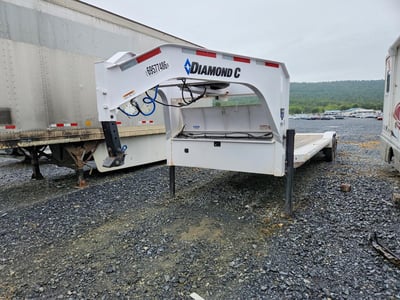 46UDE2820T1****** 2026 Diamond C Trailer
