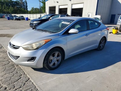 KMHDH4AE6DU****** 2013 Hyundai Elantra
