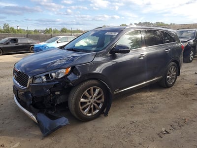 5XYPKDA55HG****** 2017 Kia Sorento