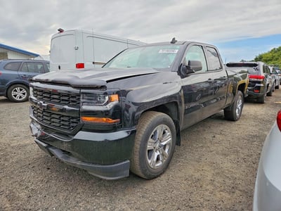1GCVKPEC3JZ****** 2018 Chevrolet Silverado 1500
