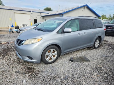 5TDKK3DC2BS****** 2011 Toyota Sienna