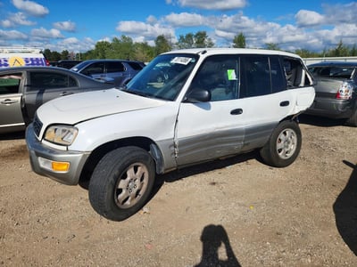 JT3GP10V2Y0****** 2000 Toyota RAV4
