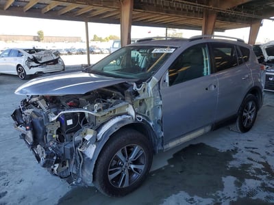 2T3RFREV0GW****** 2016 Toyota RAV4