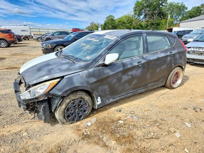 KMHCT5AE8GU****** 2016 Hyundai Accent