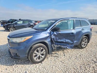 5TDZKRFH6FS****** 2015 Toyota Highlander