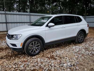 3VV3B7AX3LM****** 2020 Volkswagen Tiguan