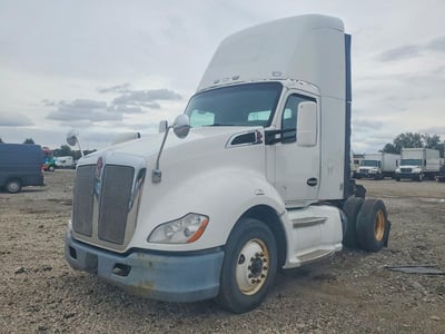 1XKYA48X7FJ****** 2015 Kenworth T680