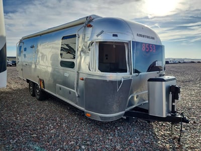 1STT9YL28NJ****** 2022 Airstream Flying Cloud