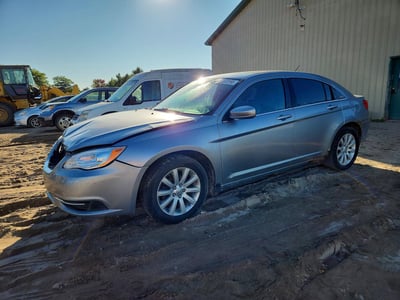 1C3CCBBB1DN****** 2013 Chrysler 200