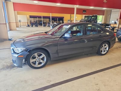 WBA3B3C56DJ****** 2013 BMW 3 Series