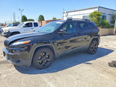 1C4PJLCB9JD****** 2018 Jeep Cherokee