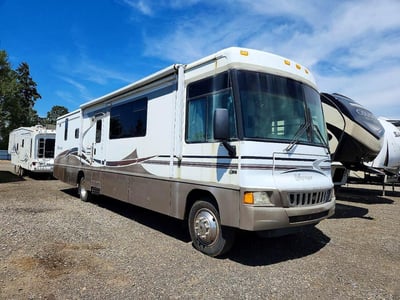 5B4MPA7G053****** 2005 Workhorse W24