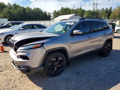 1C4PJMCX3JD****** 2018 Jeep Cherokee