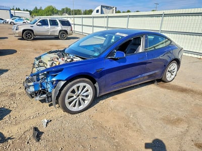 5YJ3E1EA1NF****** 2022 Tesla Model 3