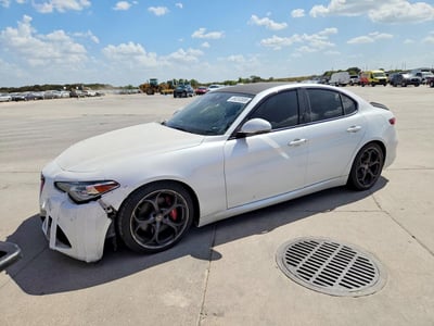 ZARFAECN0H7****** 2017 Alfa Romeo Giulia
