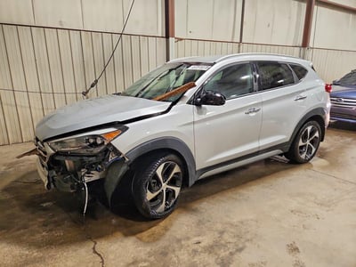 KM8J3CA28HU****** 2017 Hyundai Tucson