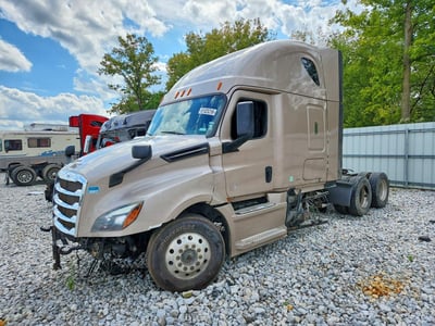 3AKJHHDR0LS****** 2020 Freightliner Cascadia 126