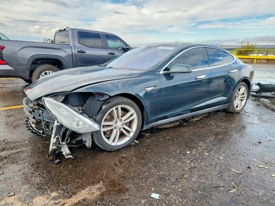 5YJSA1S18EF****** 2014 Tesla Model S