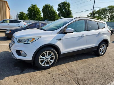 1FMCU0GD5HU****** 2017 Ford Escape