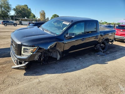 1N6AA1ED7MN****** 2021 Nissan Titan
