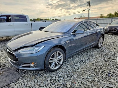 5YJSA1DP2DF****** 2013 Tesla Model S