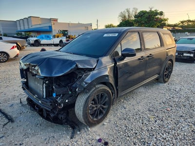 KNDNB4H31P6****** 2023 Kia Carnival