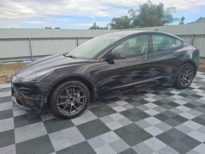 5YJ3E1EA6NF****** 2022 Tesla Model 3