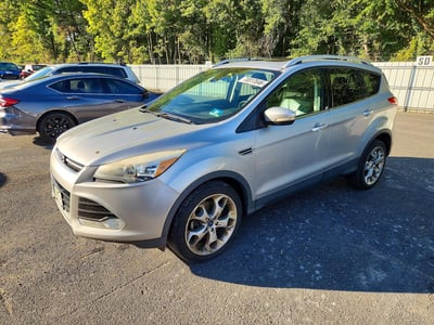 1FMCU9J97DU****** 2013 Ford Escape