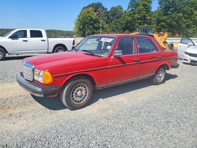 WDBAB33A0DB****** 1983 Mercedes-Benz 300 Series