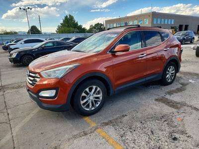 5XYZUDLB1GG****** 2016 Hyundai Santa Fe