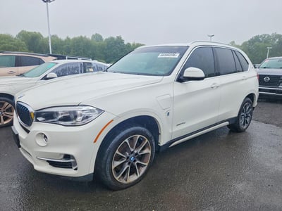 5UXKT0C56J0****** 2018 BMW X5
