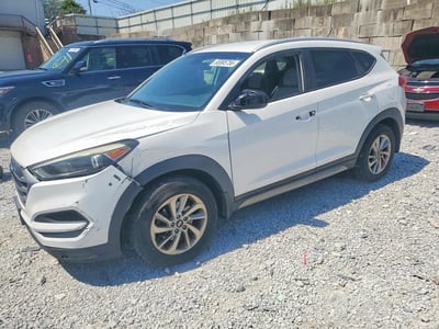 KM8J3CA4XHU****** 2017 Hyundai Tucson